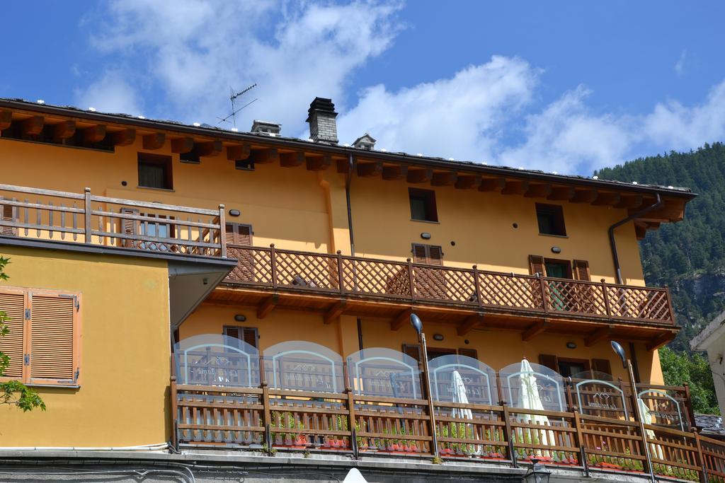 Residence Aquila Brusson Exterior photo